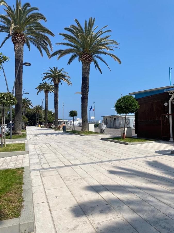 Villa Paolina Ceriale - App. 4 Posti Exteriör bild