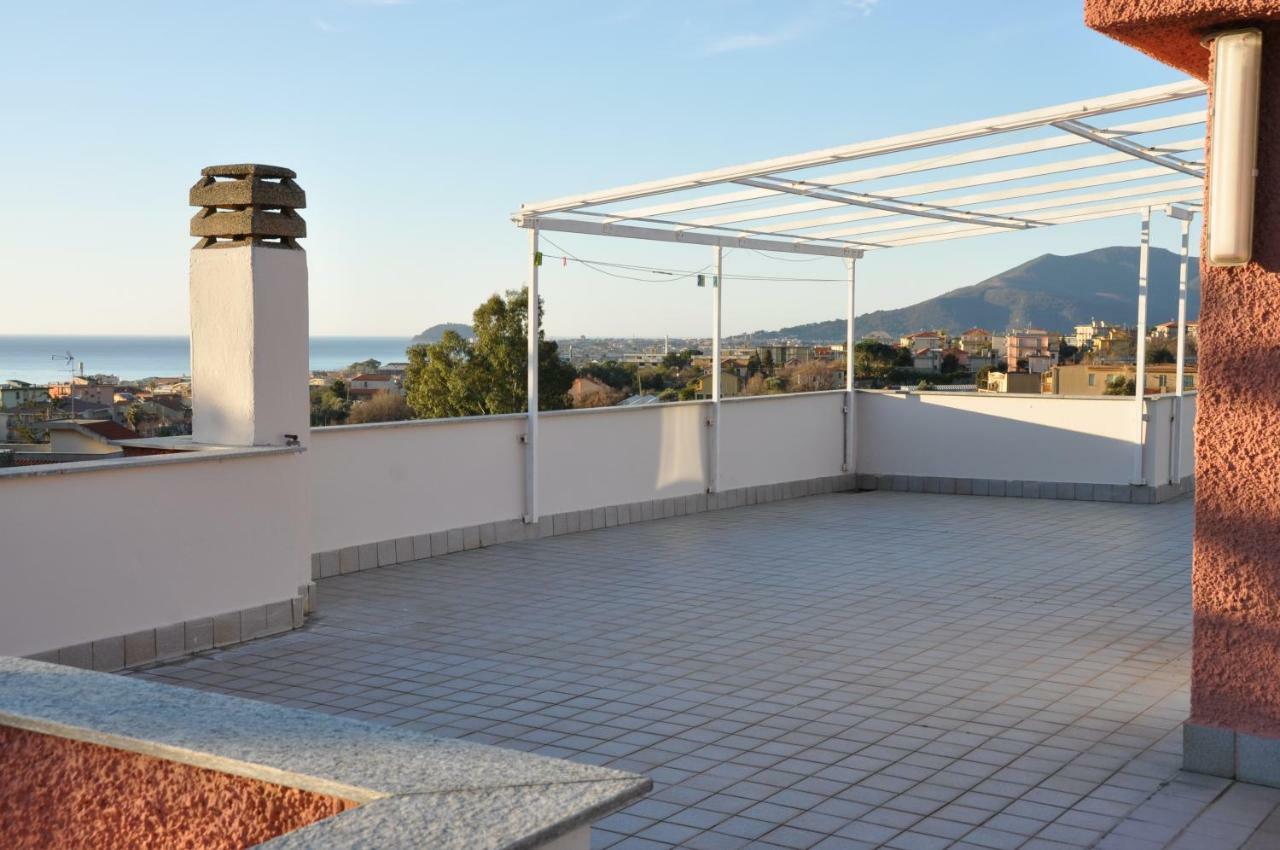 Villa Paolina Ceriale - App. 4 Posti Exteriör bild